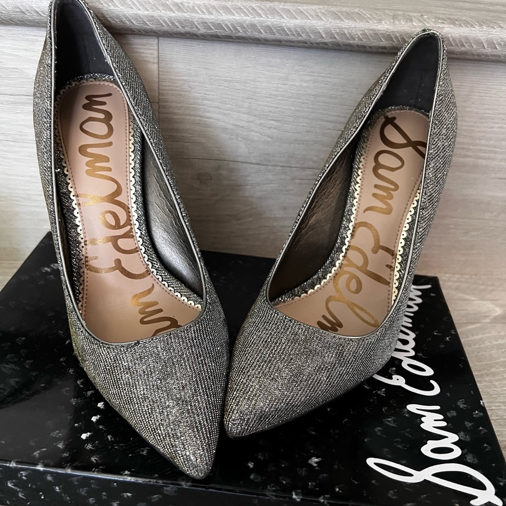 Like new Silver Leopard Sam Edelman Heels 4” Size 7